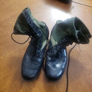 Army Jungle Boots Size 9.5 Mens